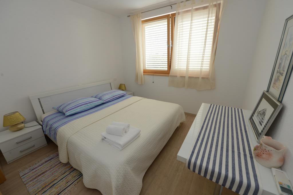 Apartment Mara Петрчане Номер фото